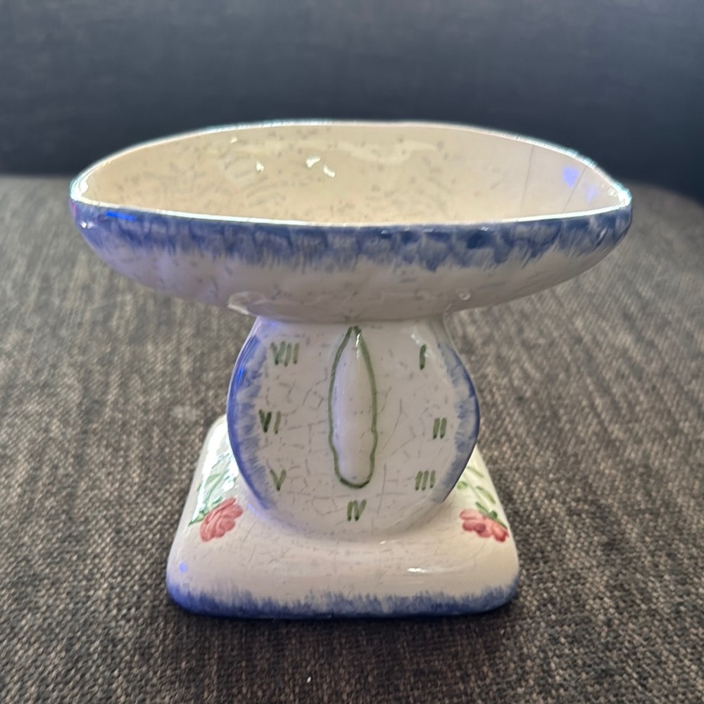 Vintage Ceramic Decorative Scale